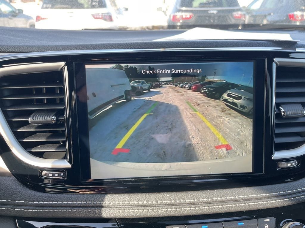 New 2026 Chrysler Pacifica Select FWD image 25
