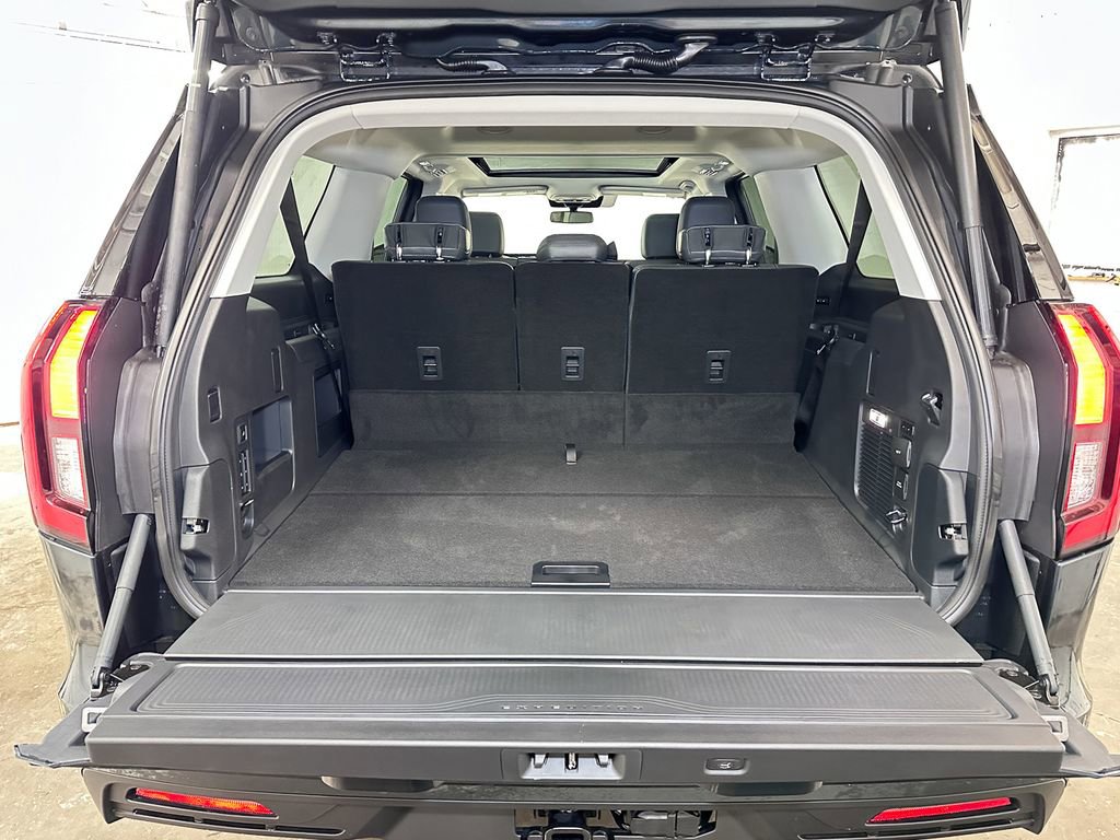 Used 2025 Ford Expedition Max Active image 17