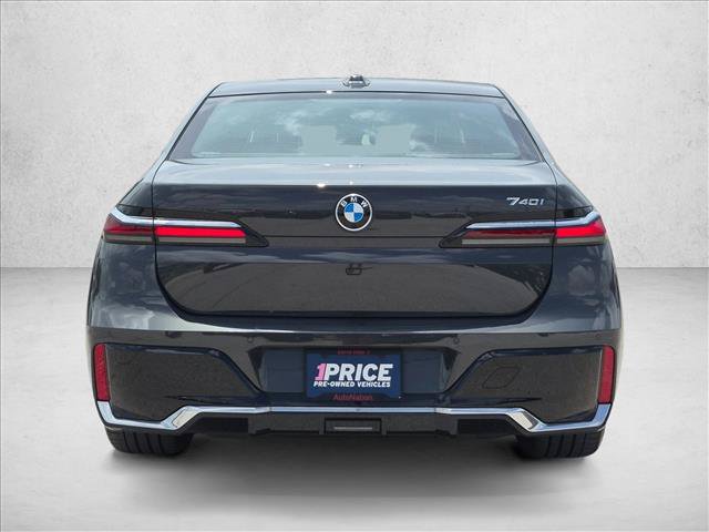 Used 2024 BMW 740i RWD image 7