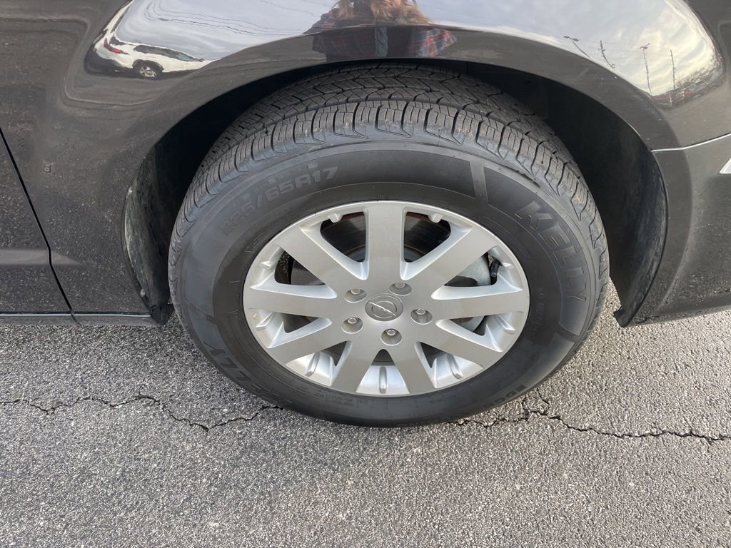 Used 2014 Chrysler Town & Country Touring image 11