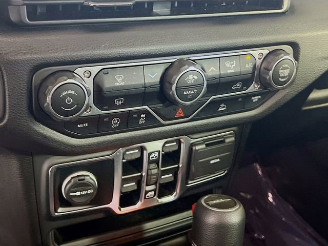 Used 2025 Jeep Gladiator Sport image 13