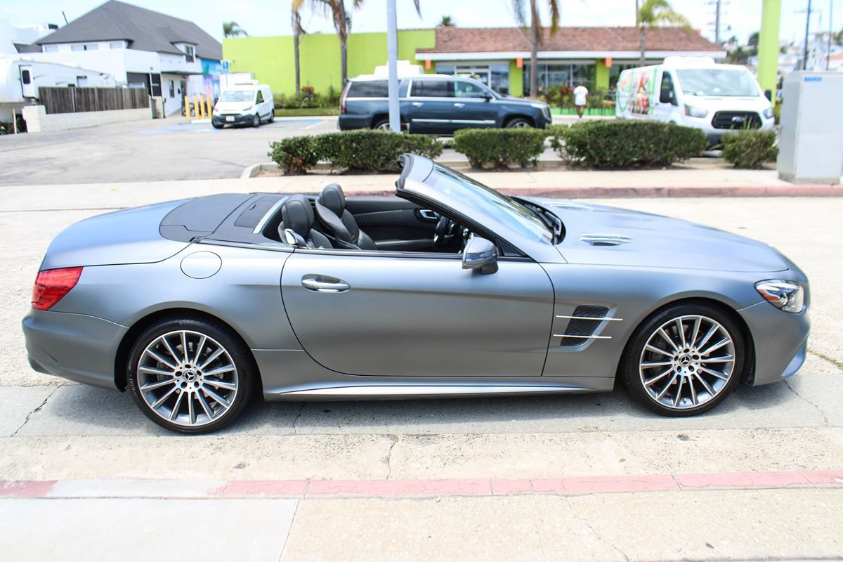 Used 2017 Mercedes-Benz SL 550 image 10