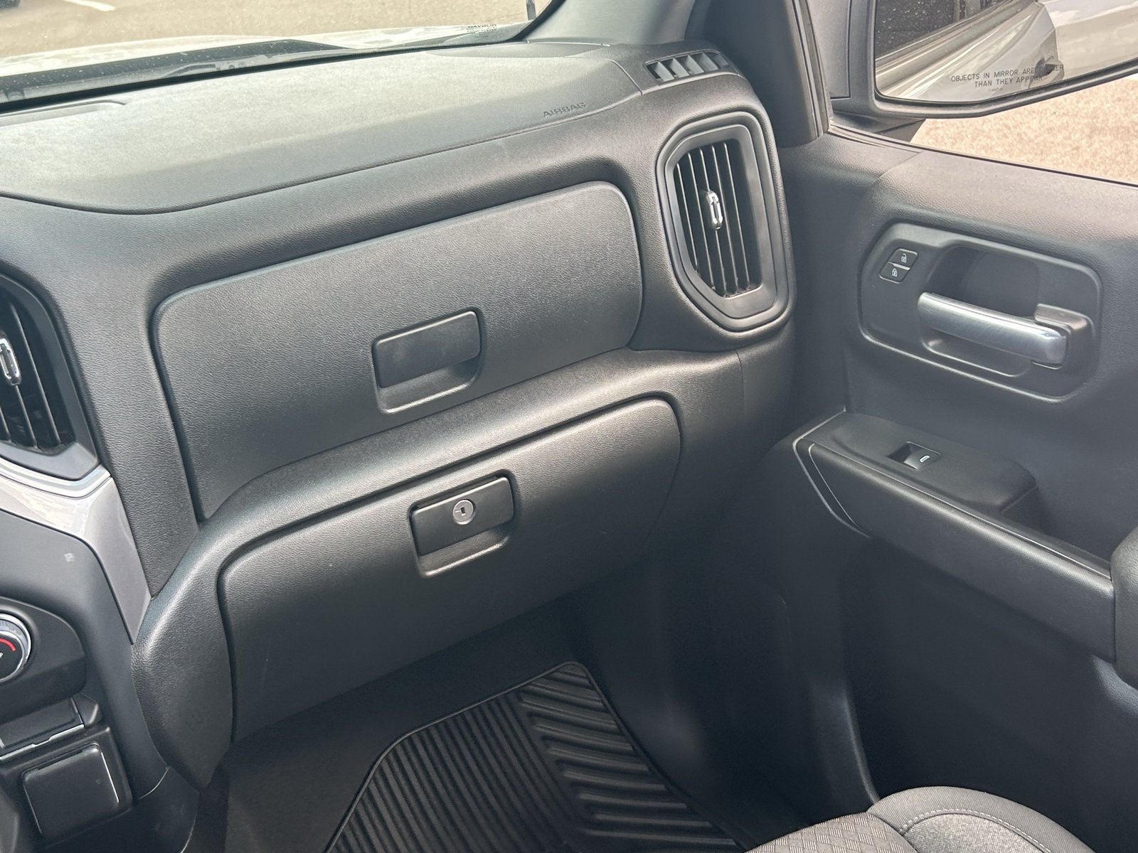 Used 2023 Chevrolet Silverado 1500 Custom RWD image 18