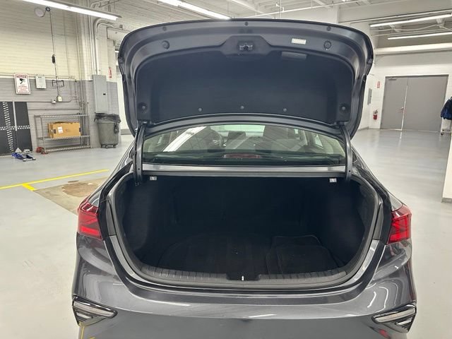 Used 2019 Kia Forte LXS FWD image 12