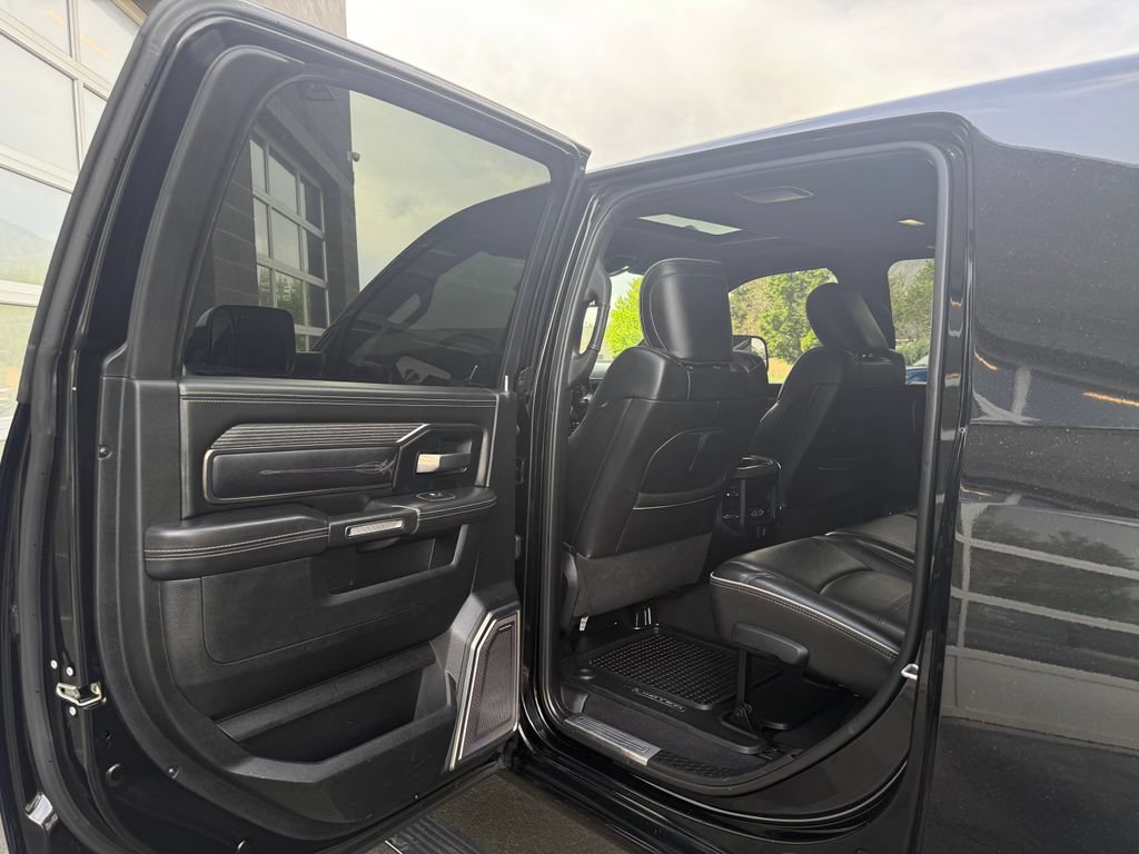 Used 2021 RAM 2500 Limited AWD/4WD image 35