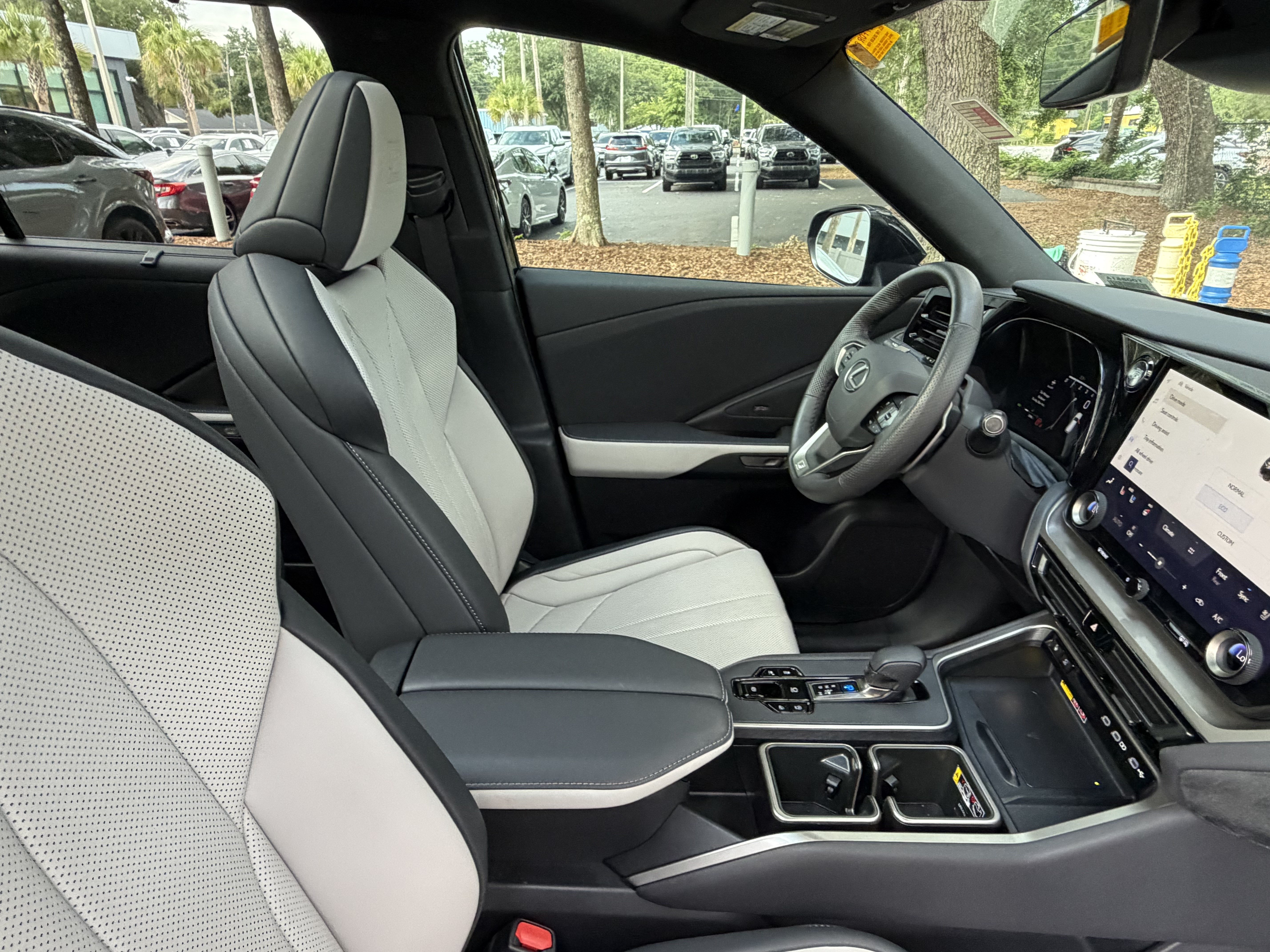 Used 2026 Lexus TX 350 AWD w/ Technology Package image 46