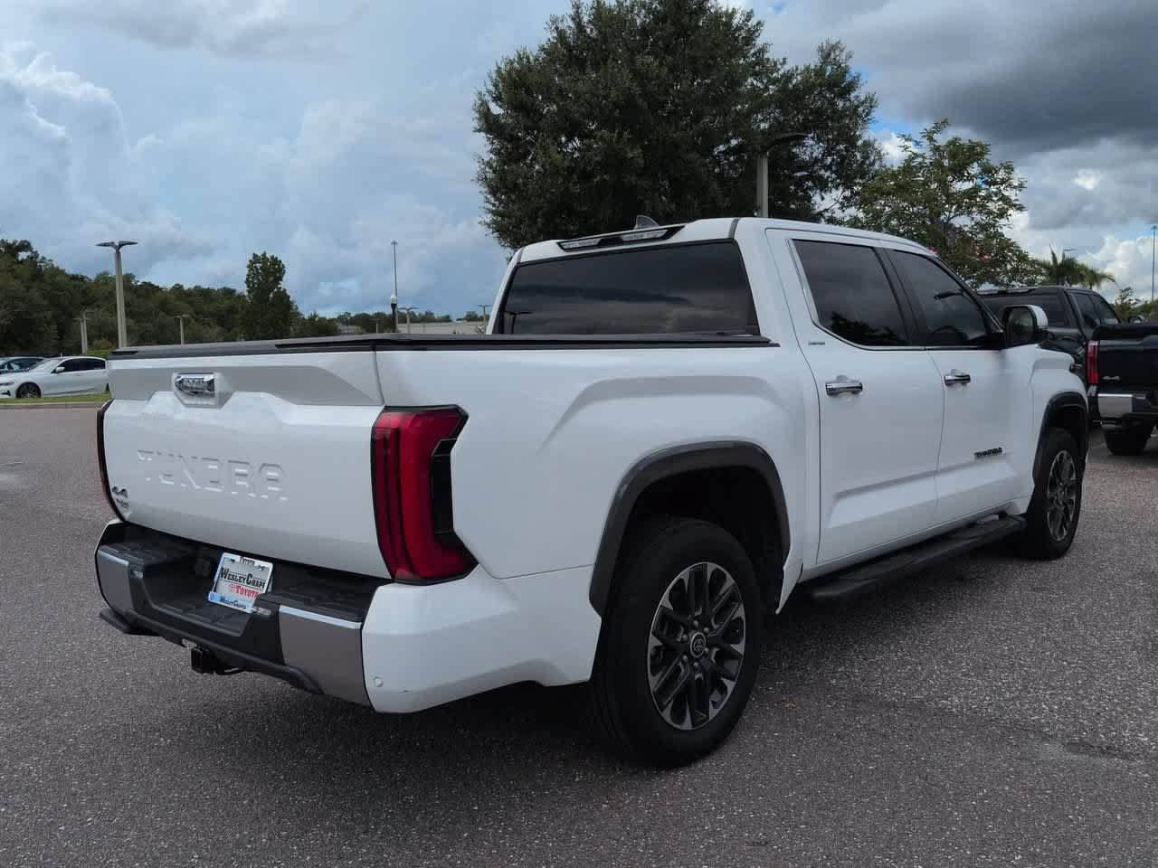 Used 2024 Toyota Tundra Limited AWD/4WD image 6