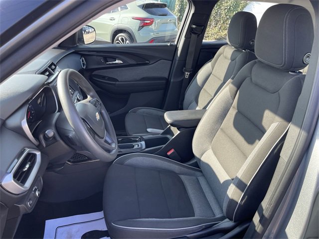 Used 2023 Chevrolet TrailBlazer LS image 11