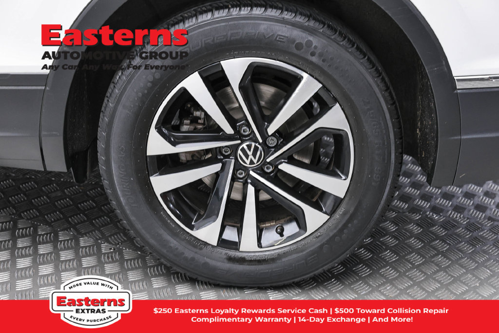 Used 2024 Volkswagen Tiguan S AWD/4WD image 9