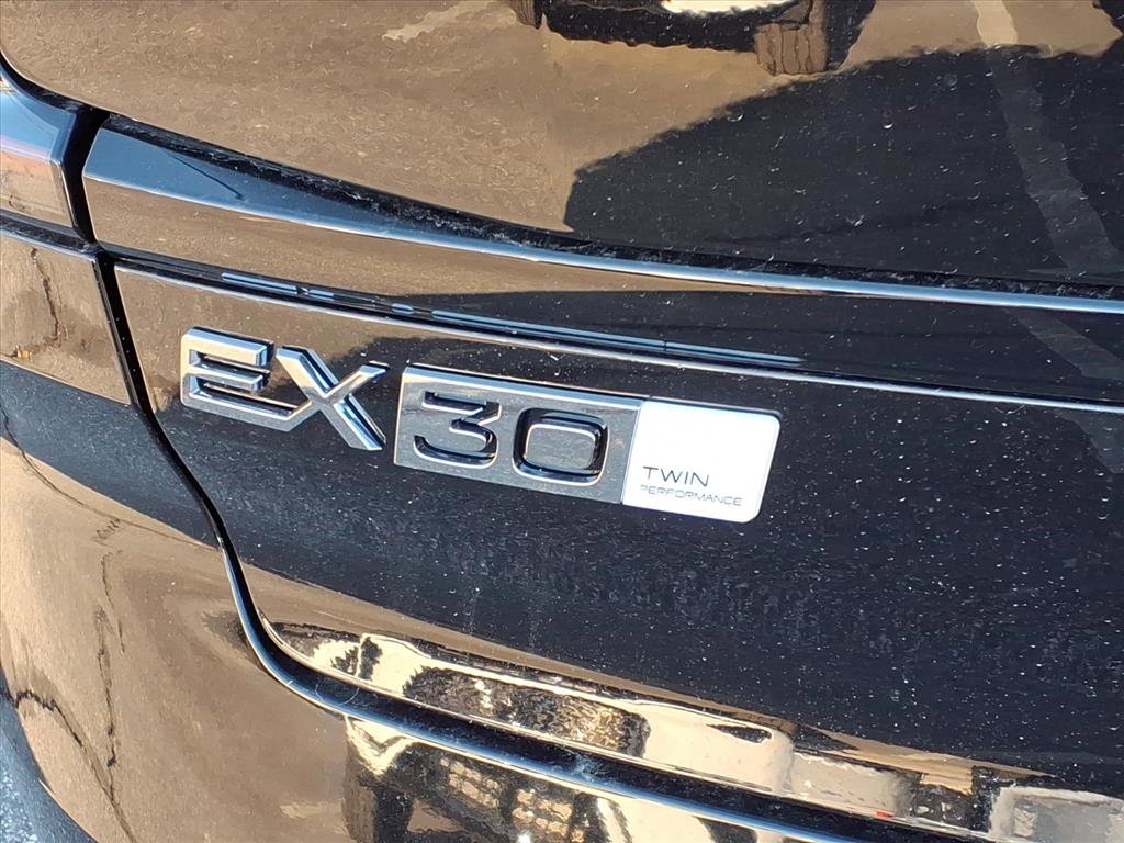 New 2026 Volvo EX30 Plus w/ Protection Package Premier AWD/4WD image 6