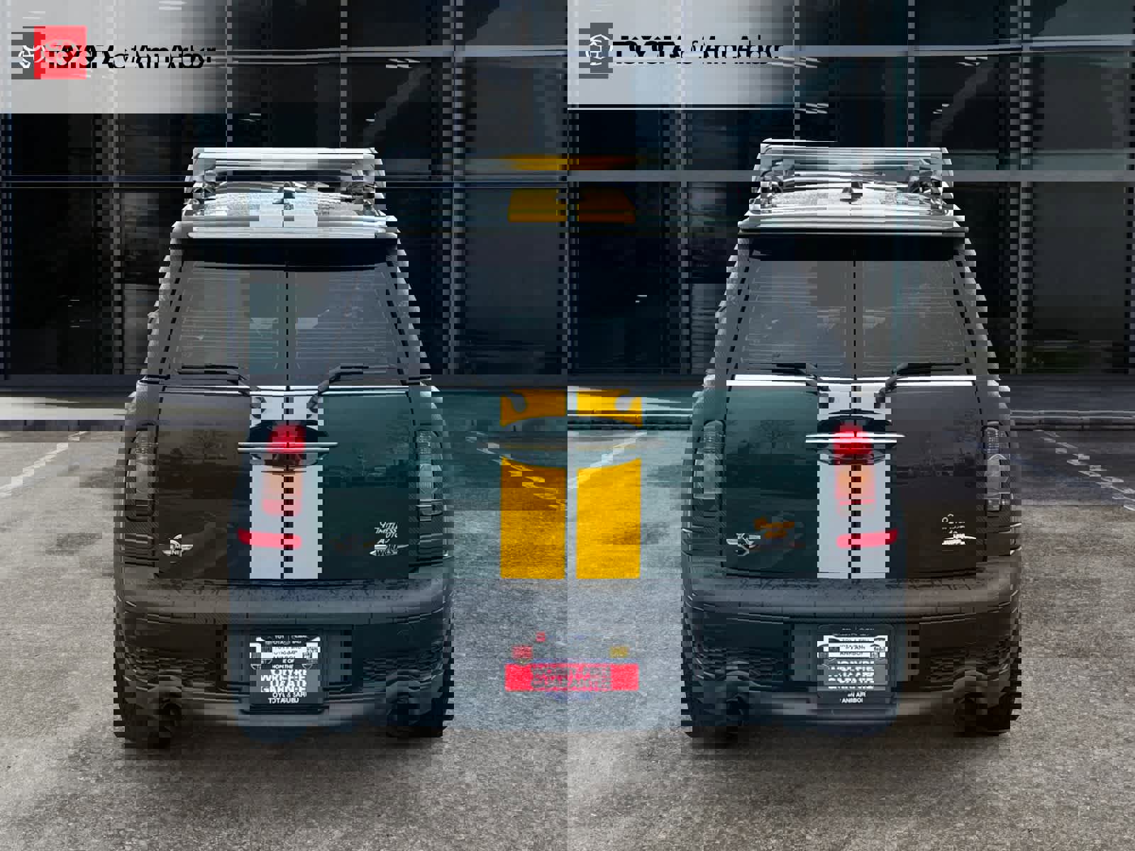 Used 2010 MINI Cooper Clubman John Cooper Works image 9