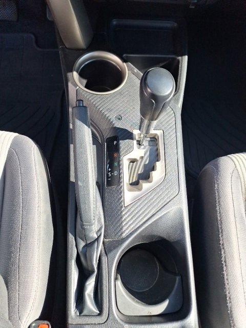 Used 2015 Toyota RAV4 XLE image 16