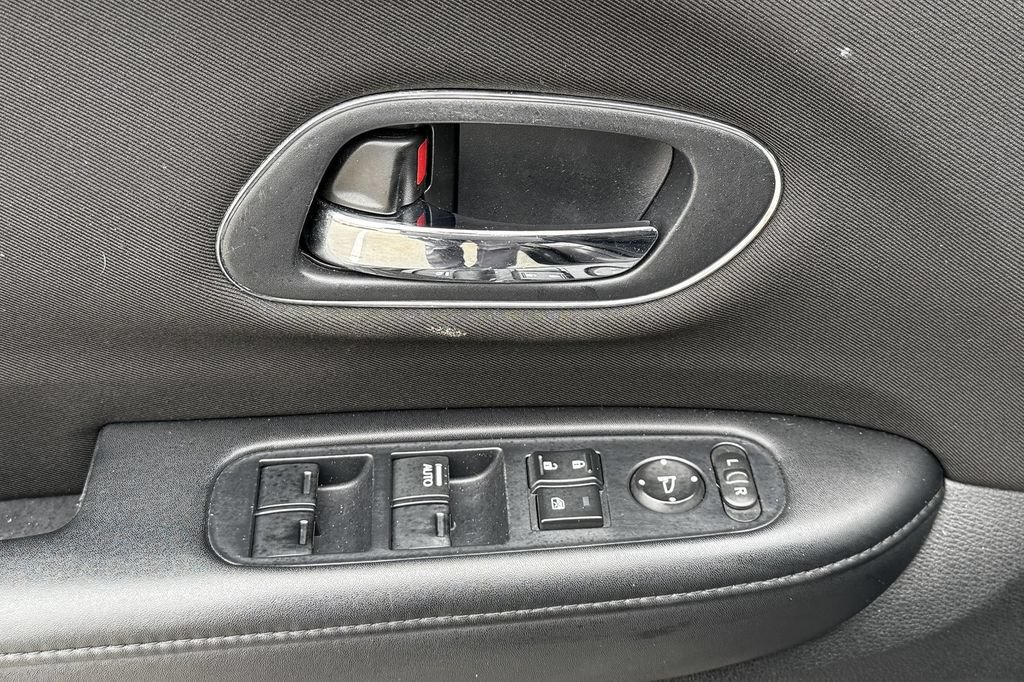 Used 2016 Honda HR-V EX image 15
