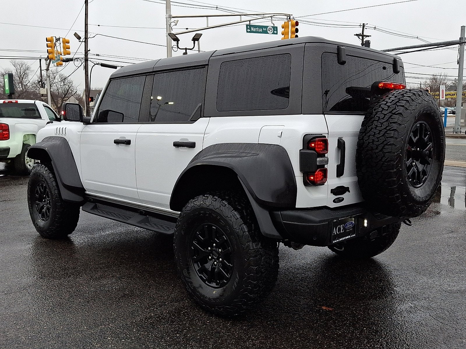Certified 2023 Ford Bronco Raptor image 4