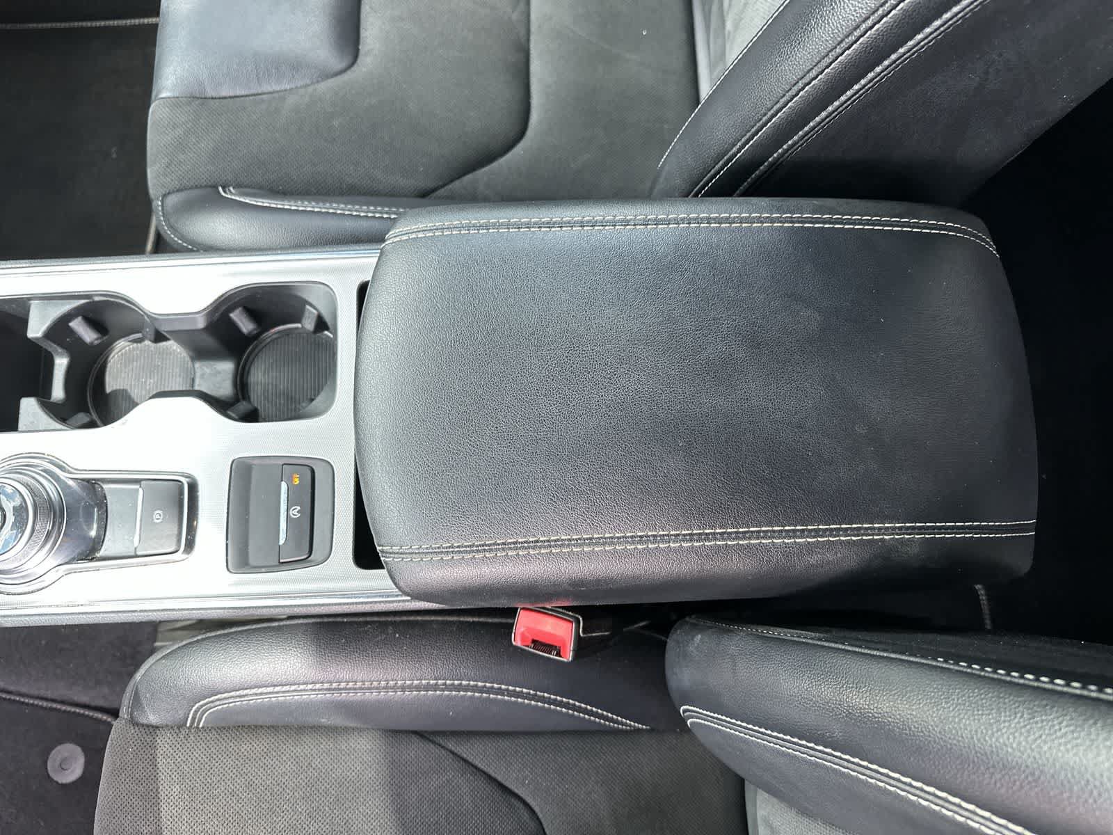 Used 2022 Ford Edge ST AWD/4WD image 20