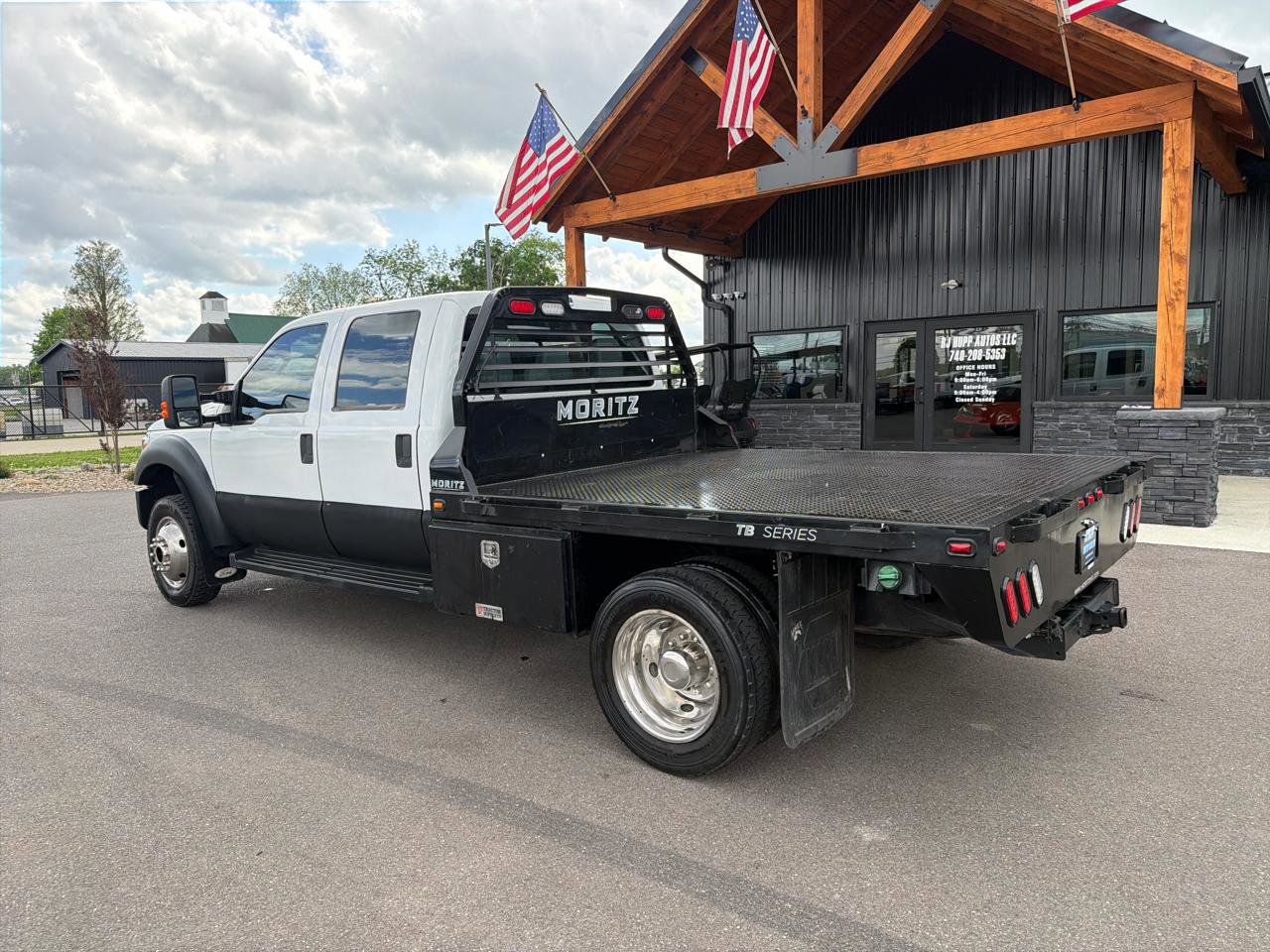 Used 2015 Ford F550 4x4 Crew Cab Super Duty image 6