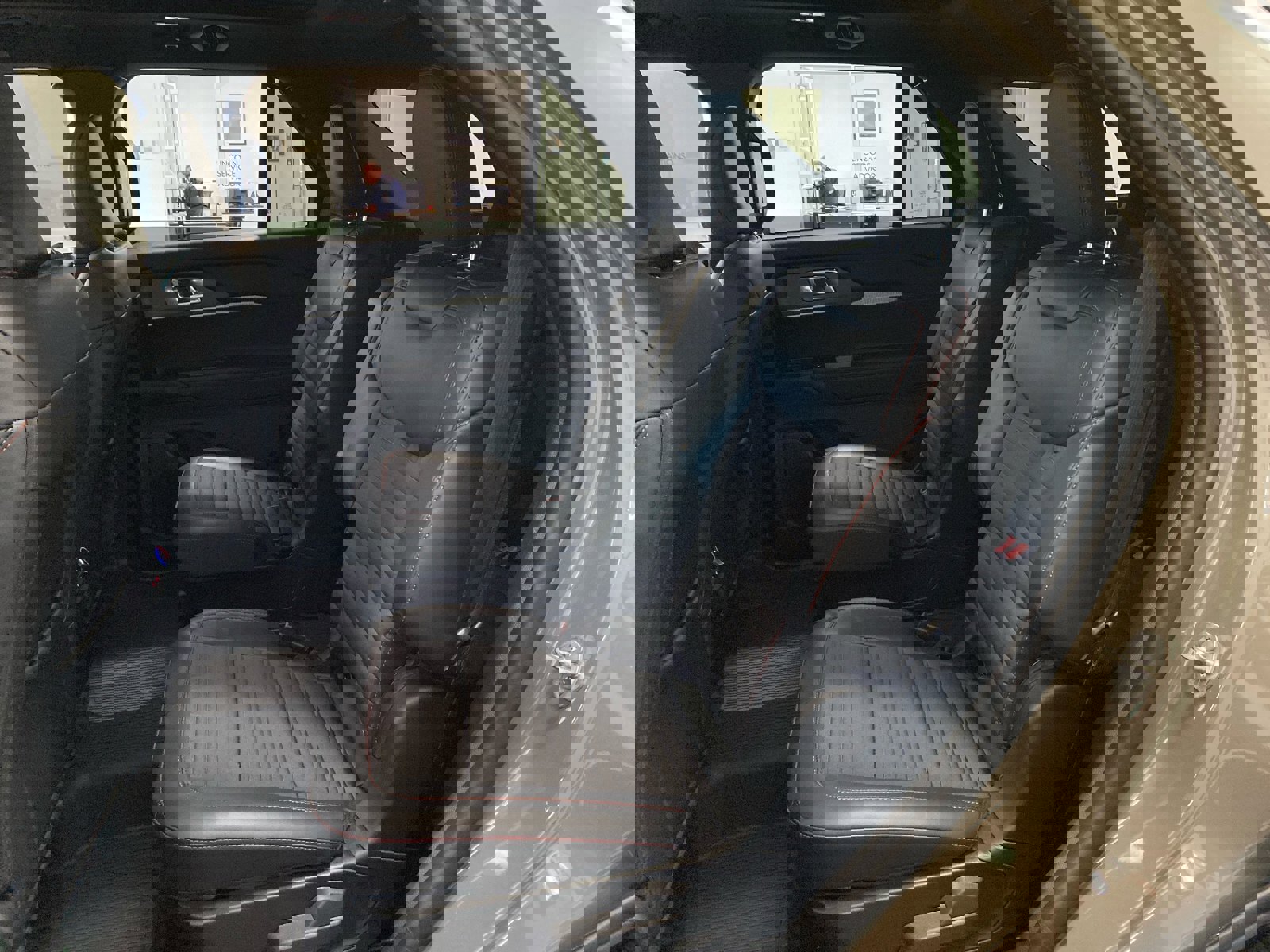 New 2026 Ford Explorer ST-Line w/ ST-Line Street Pack image 9