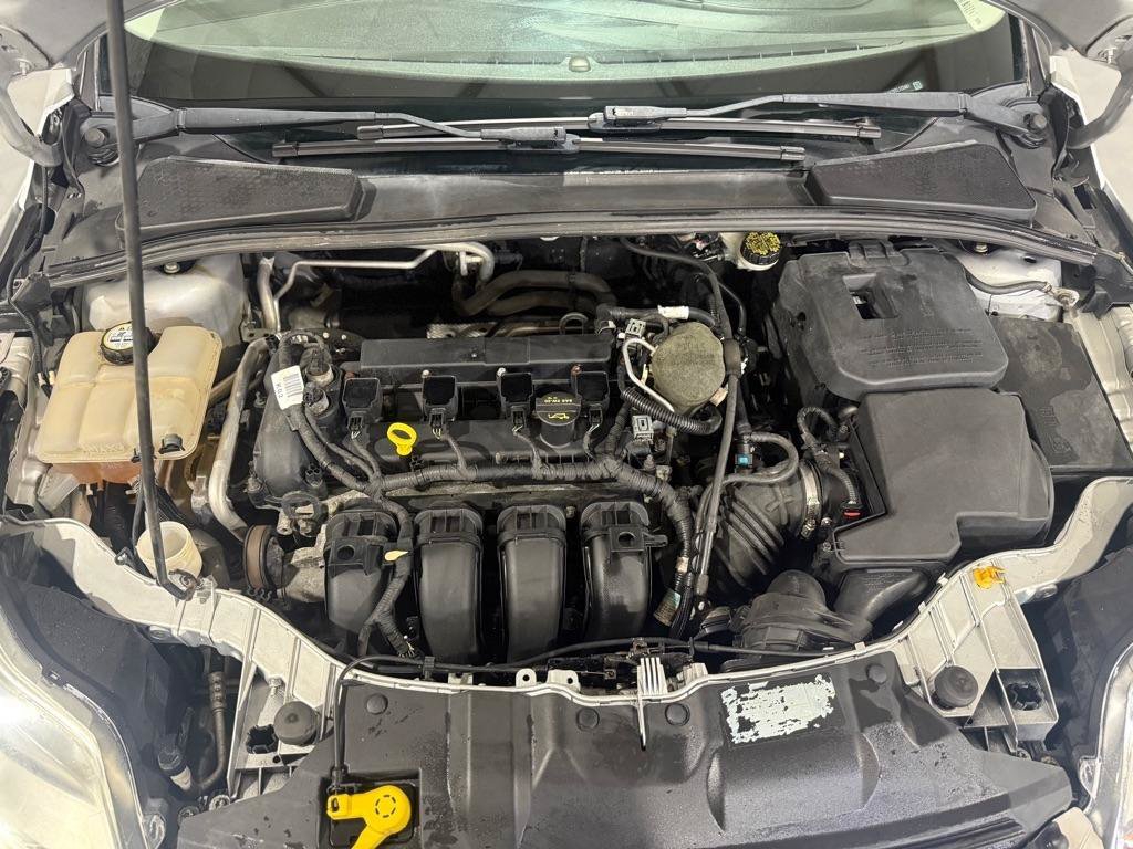 Used 2012 Ford Focus SE FWD image 25