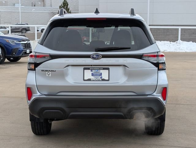 Used 2025 Subaru Forester Premium image 4