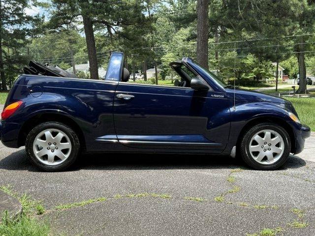 Used 2005 Chrysler PT Cruiser Convertible FWD image 38
