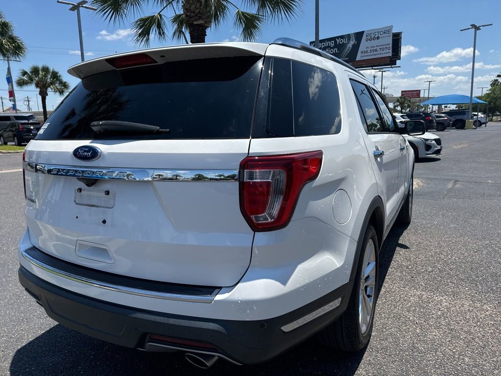 Used 2018 Ford Explorer Limited FWD image 5