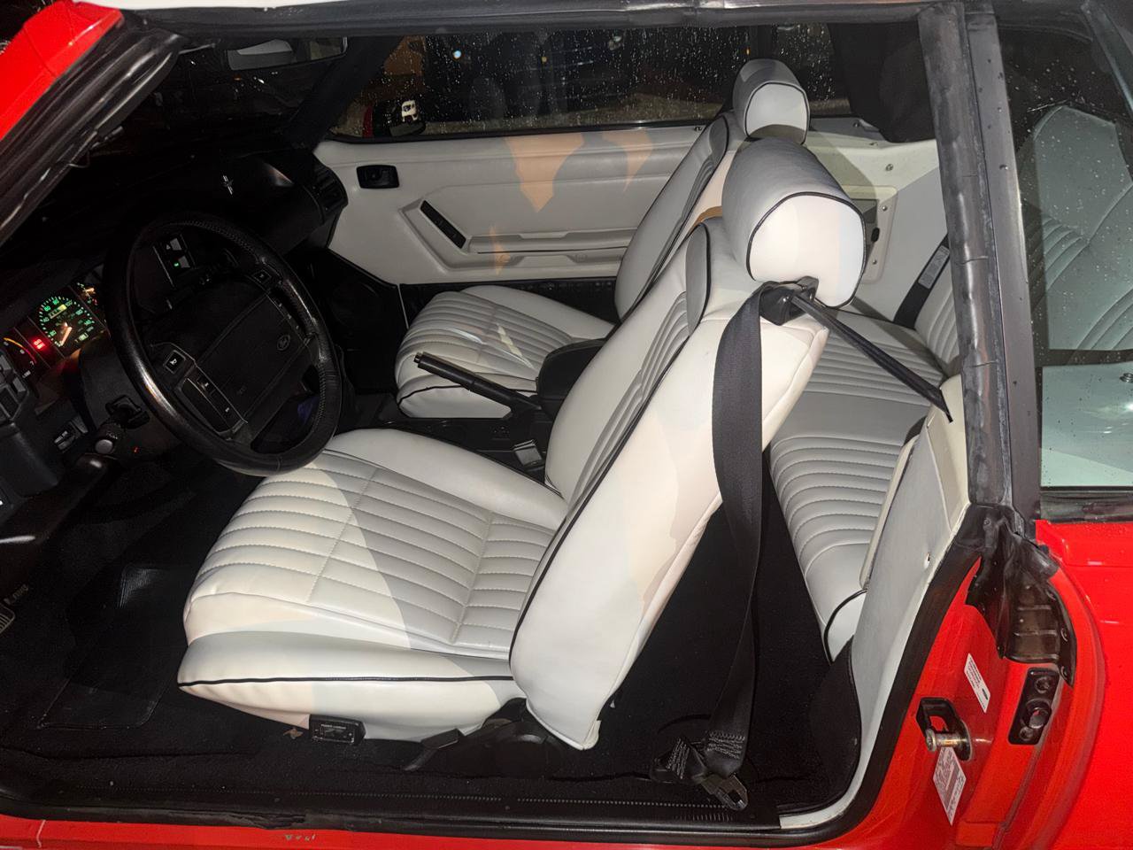 Used 1992 Ford Mustang LX RWD image 8