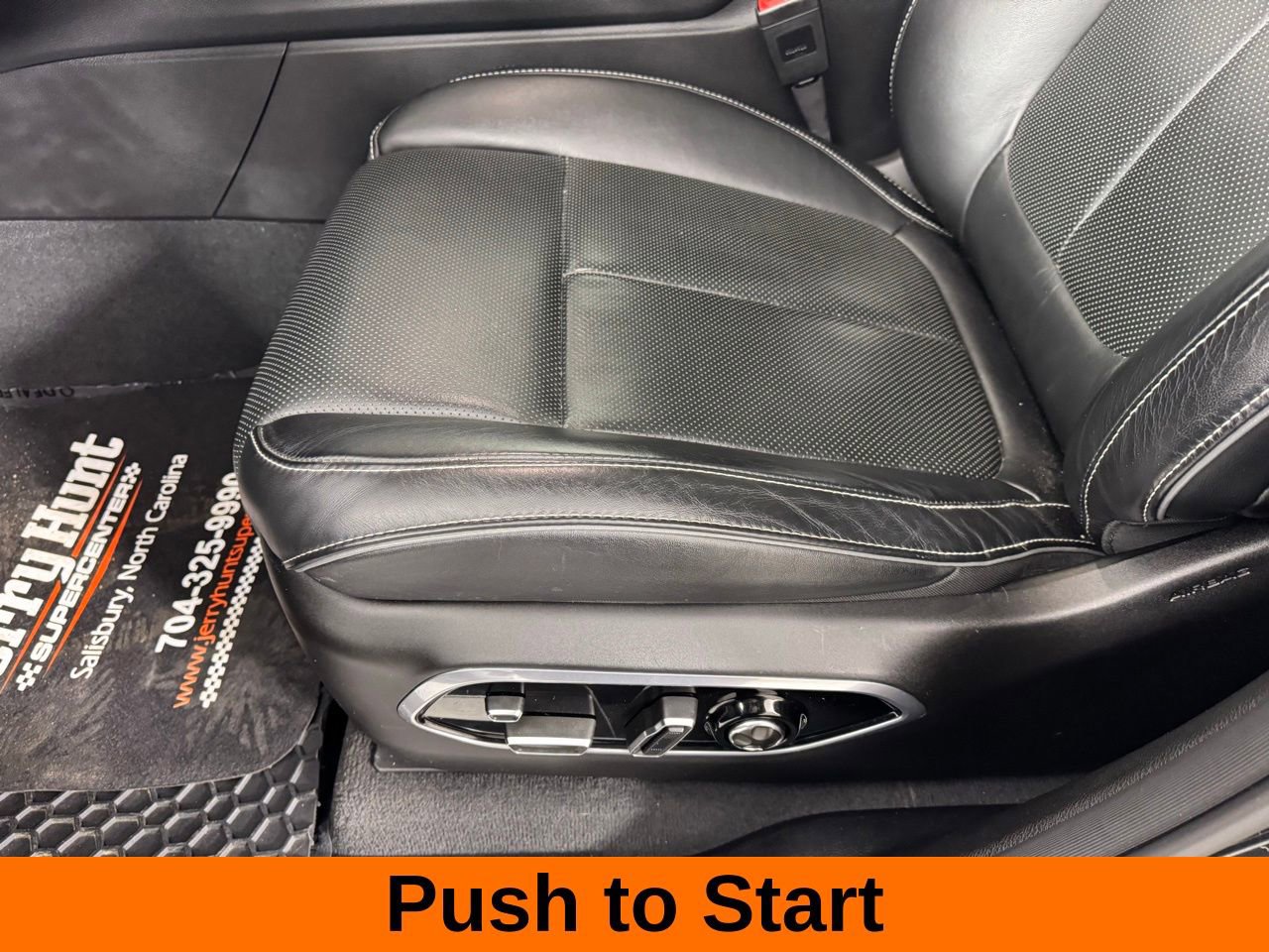 Used 2024 Jeep Grand Cherokee Overland w/ Luxury Tech Group IV image 13