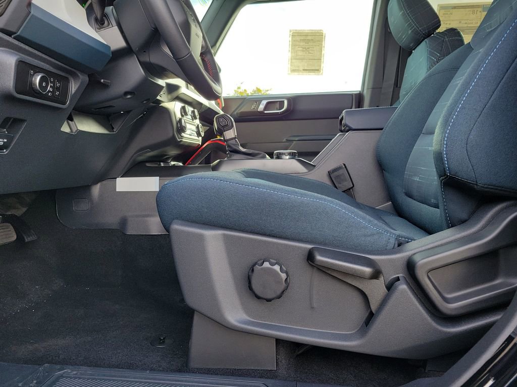 New 2025 Ford Bronco Heritage Edition image 17