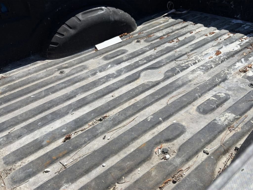 Used 2020 Ford F350 Platinum w/ FX4 Off-Road Package AWD/4WD image 24
