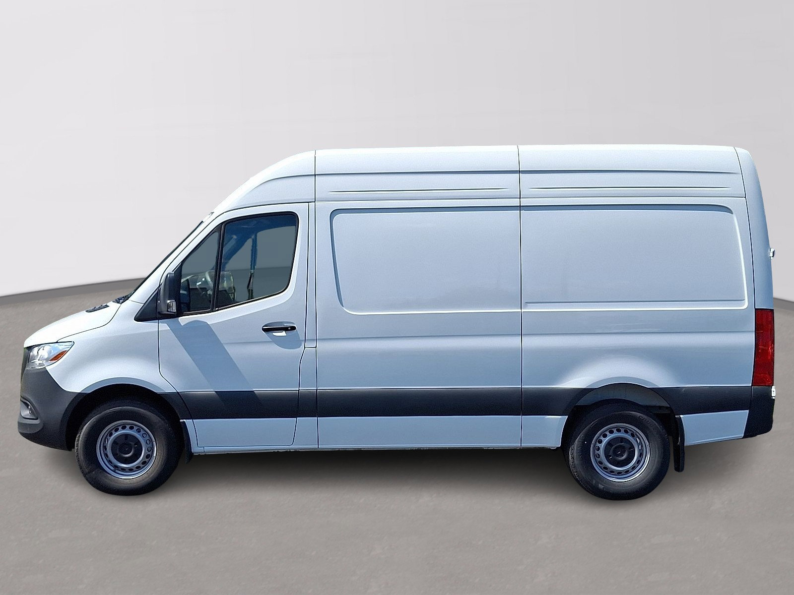 Used 2025 Mercedes-Benz Sprinter 2500 image 7
