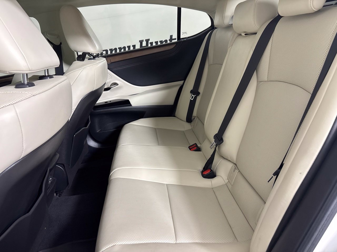 Used 2025 Lexus ES 350 w/ Premium Package FWD image 26
