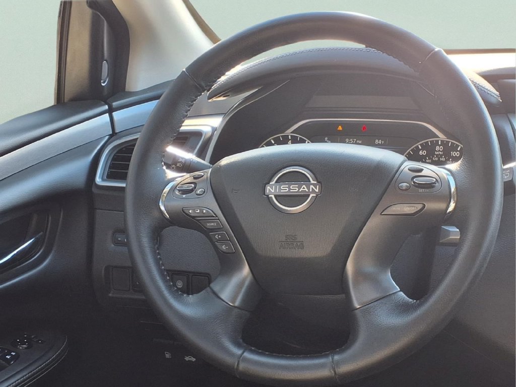 Used 2023 Nissan Murano SV w/ SV Midnight Edition Package FWD image 11