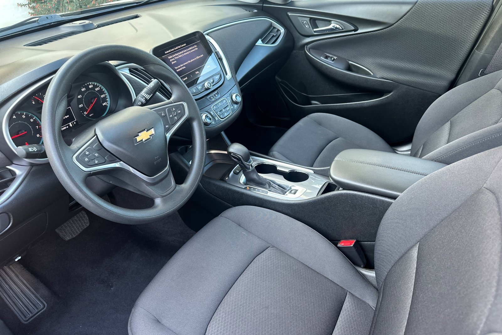 Used 2022 Chevrolet Malibu LT image 9