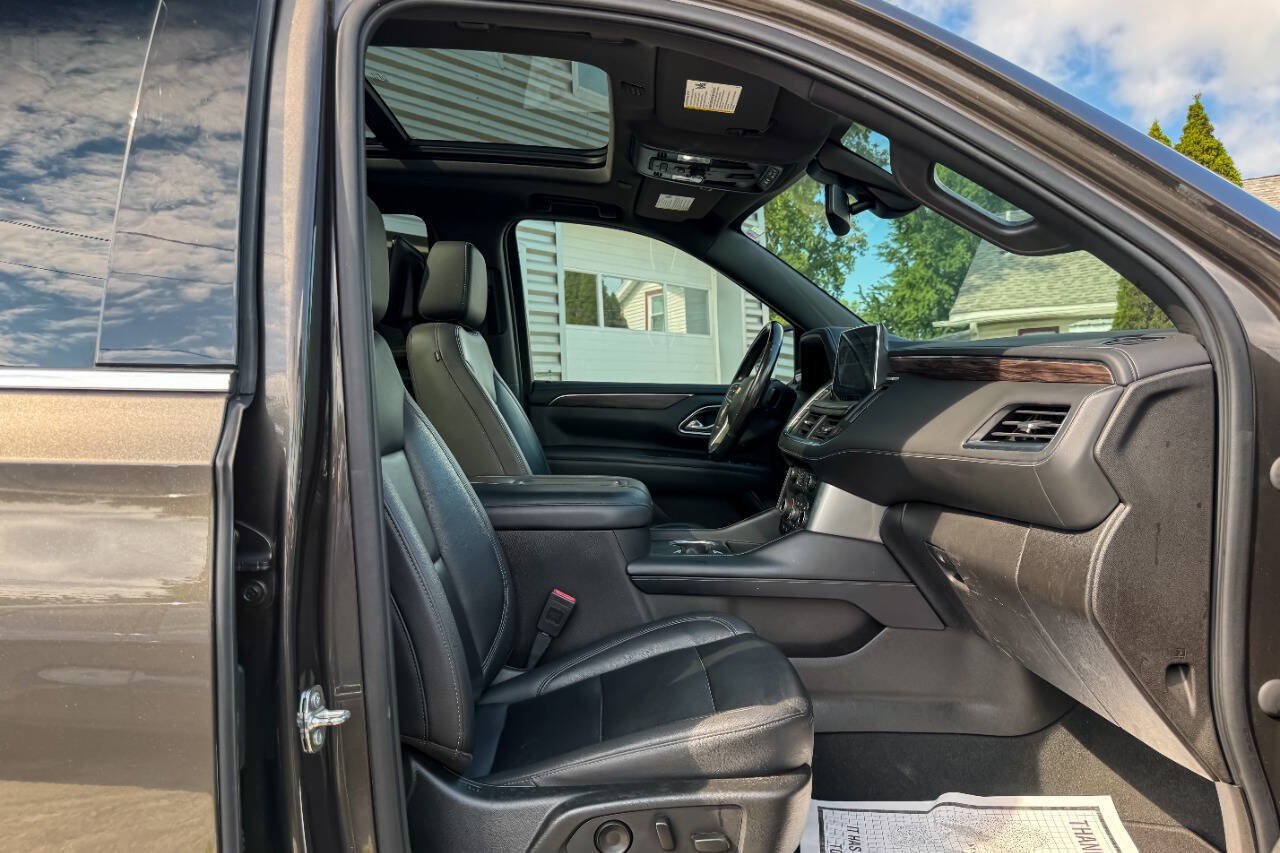 Used 2021 Chevrolet Tahoe LT w/ LT Signature Package AWD/4WD image 11