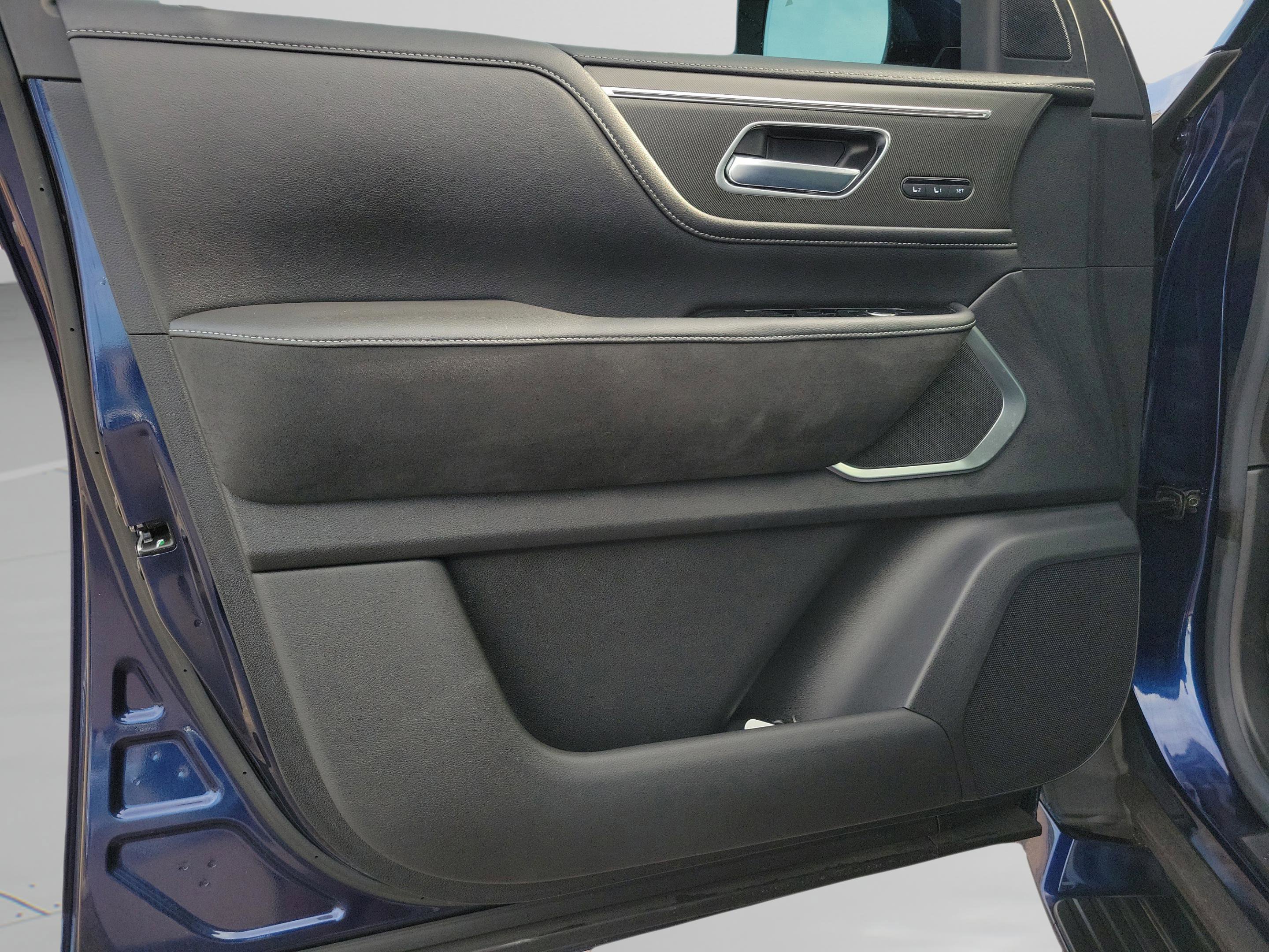 Used 2025 INFINITI QX80 Luxe image 19