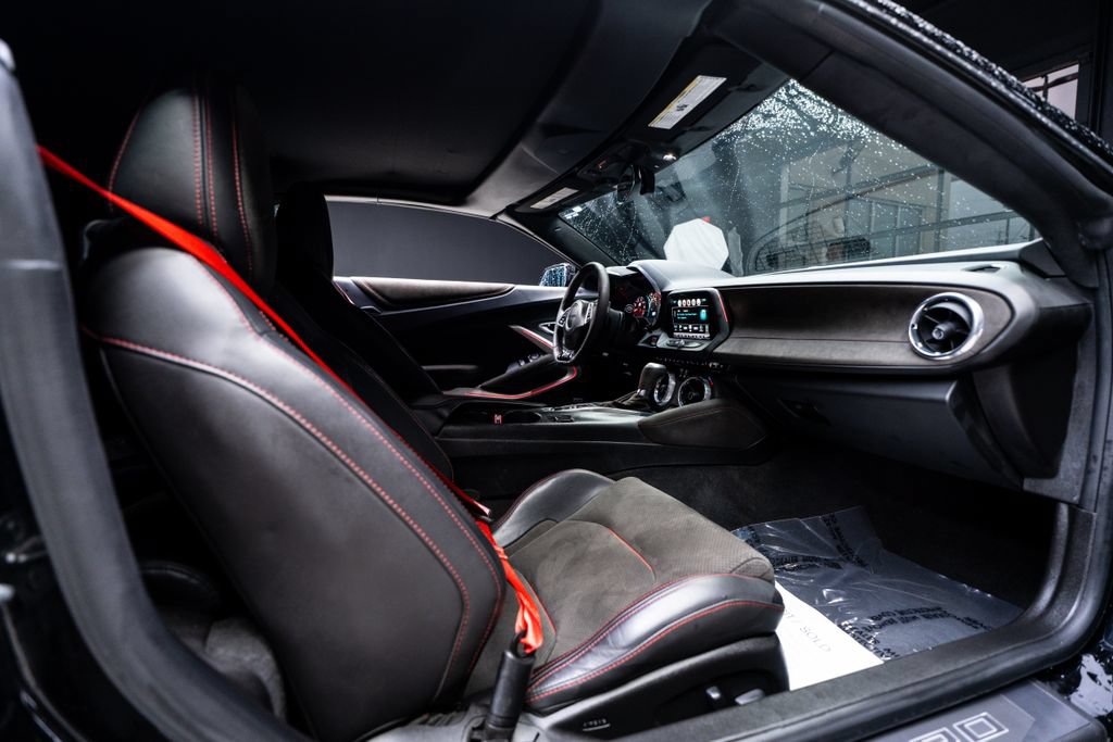 Used 2018 Chevrolet Camaro ZL1 RWD image 34