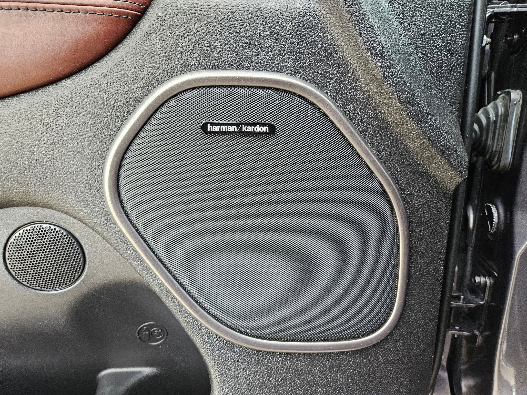 Used 2021 Dodge Durango Citadel w/ Premium Entertainment Group image 13