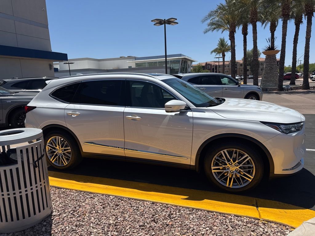 Used 2023 Acura MDX SH-AWD w/ Advance Package image 6