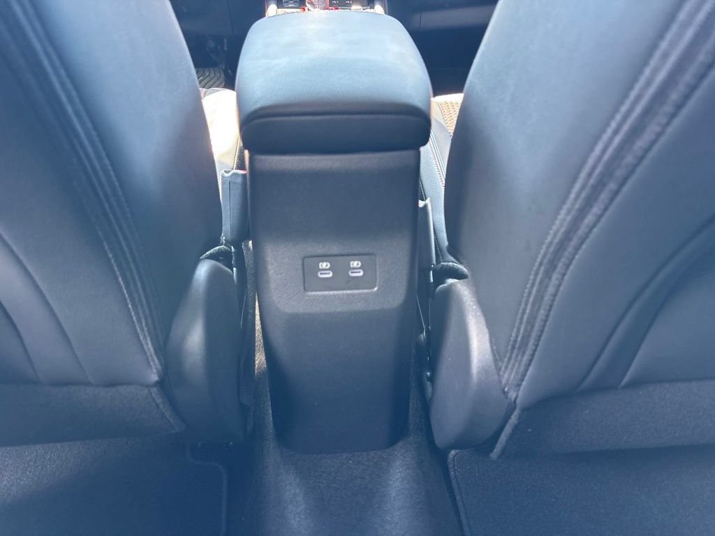 Used 2025 Nissan Kicks SR AWD/4WD image 15