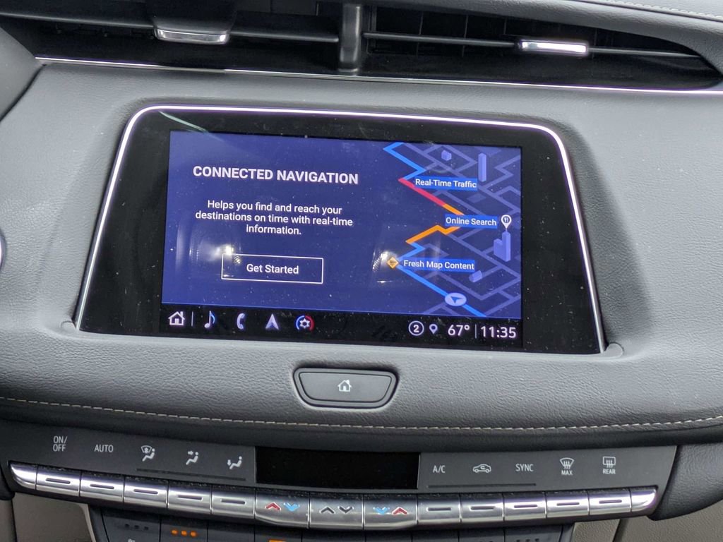Used 2023 Cadillac XT4 Premium Luxury w/ Technology Package FWD image 18