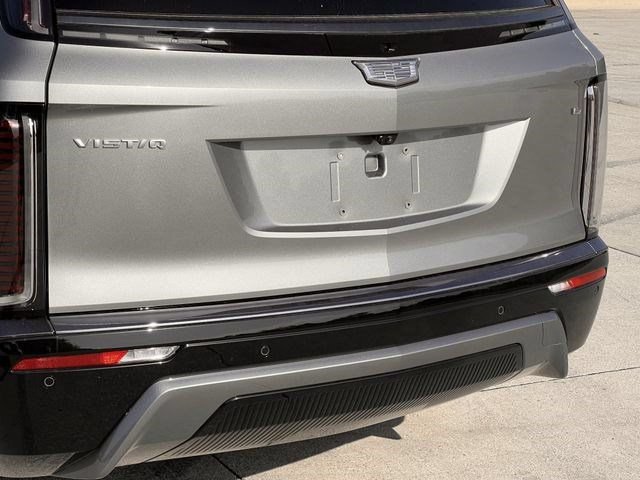 New 2027 Cadillac Vistiq Luxury AWD/4WD image 6