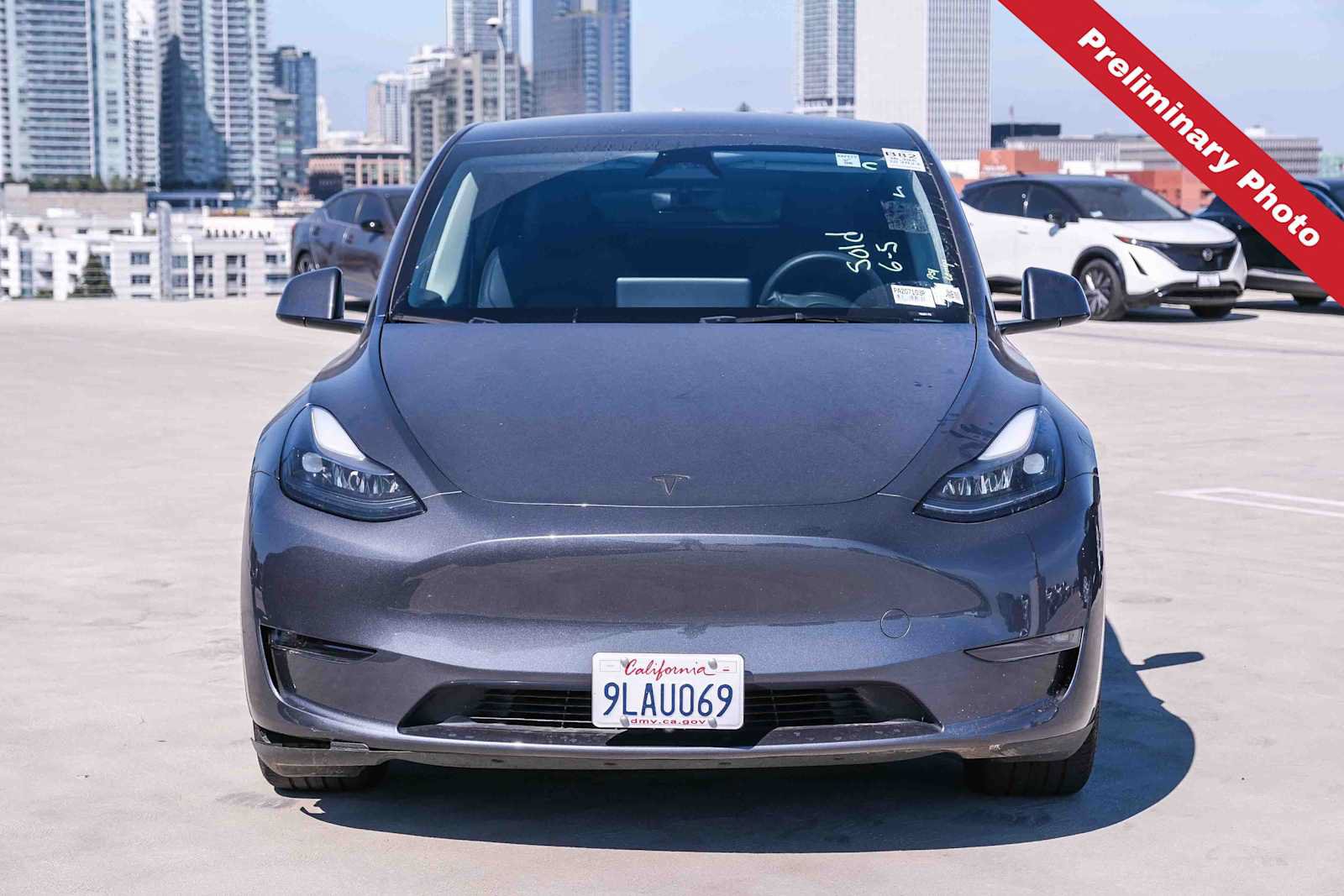 Used 2023 Tesla Model Y Long Range AWD/4WD image 2