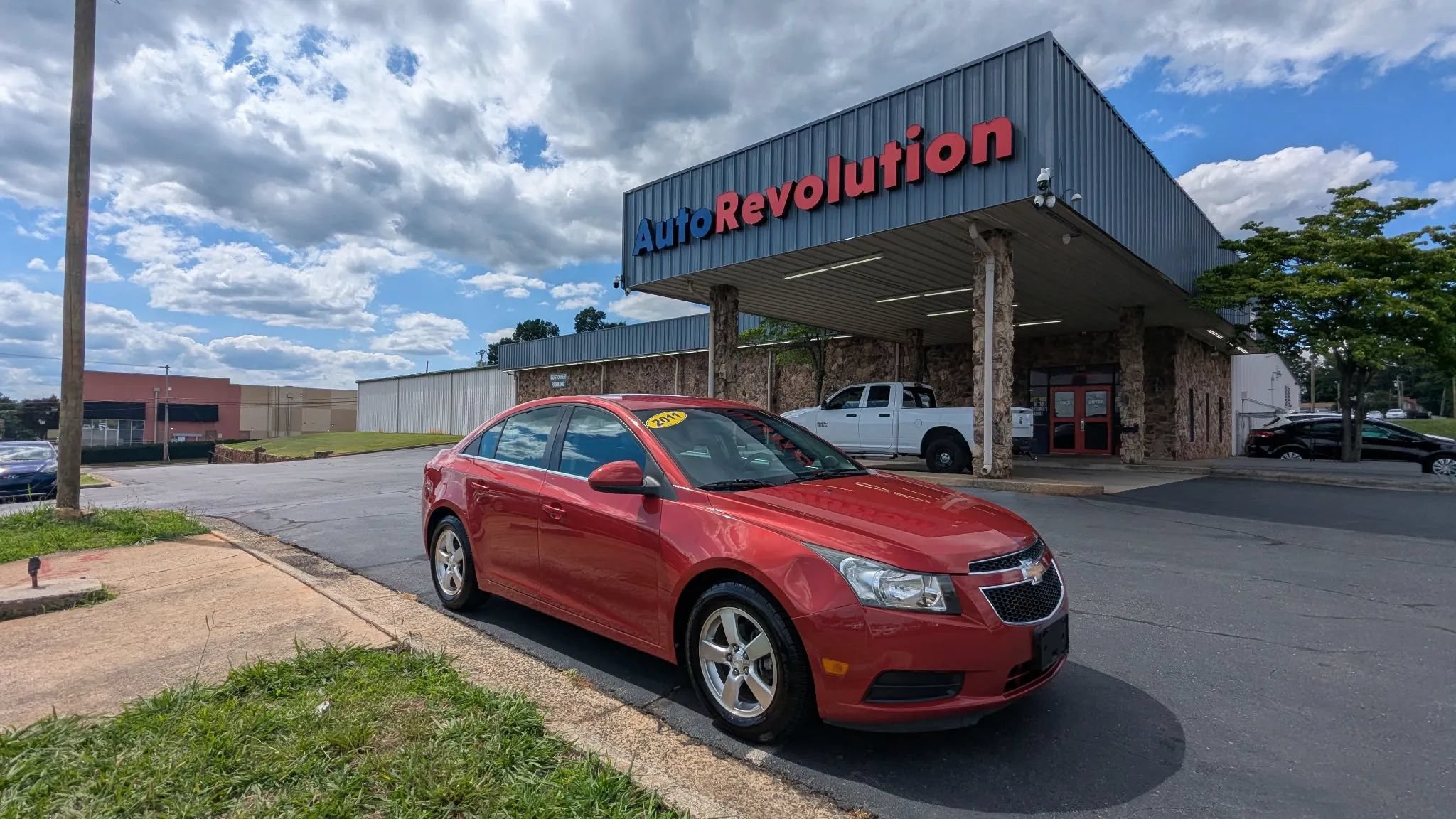 Used 2011 Chevrolet Cruze LT FWD image 1