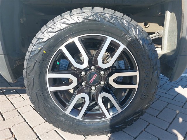 Used 2023 GMC Sierra 1500 AT4 w/ AT4 Premium Package image 31