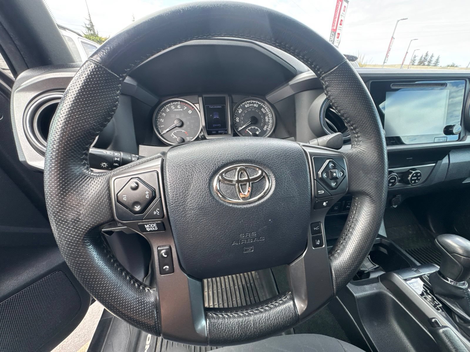 Used 2019 Toyota Tacoma TRD Sport w/ Technology Package RWD image 11