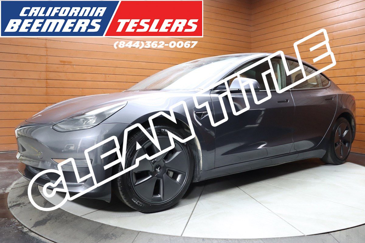 Used 2023 Tesla Model 3 Standard Range image 1