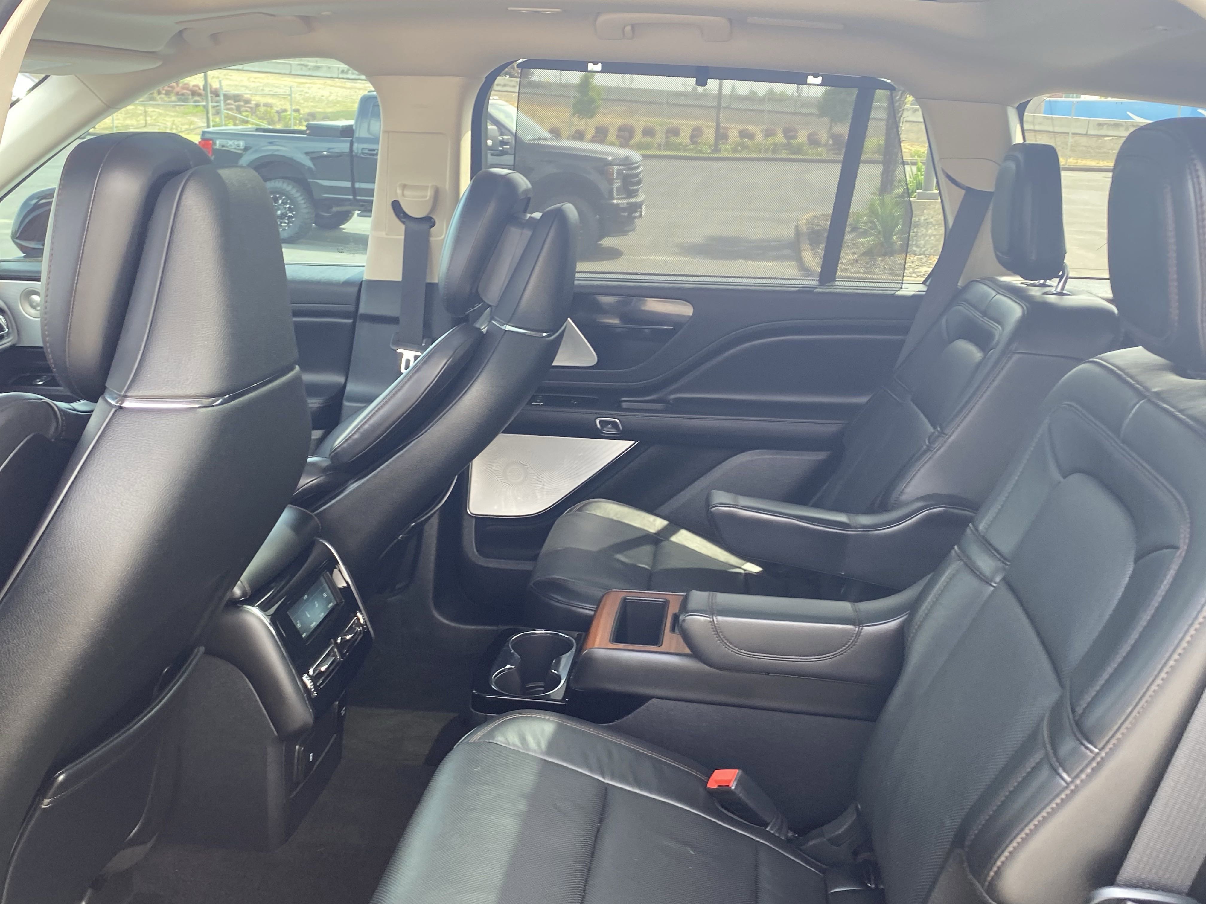 Used 2020 Lincoln Aviator Reserve w/ Equipment Group 202A image 13