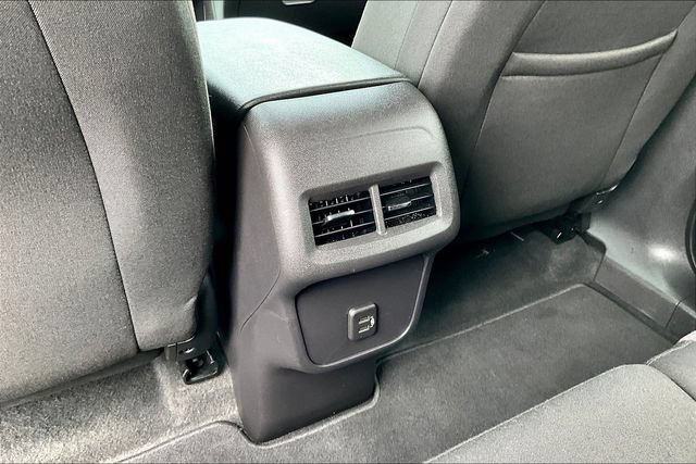 Used 2024 Chevrolet Equinox LT AWD/4WD image 10