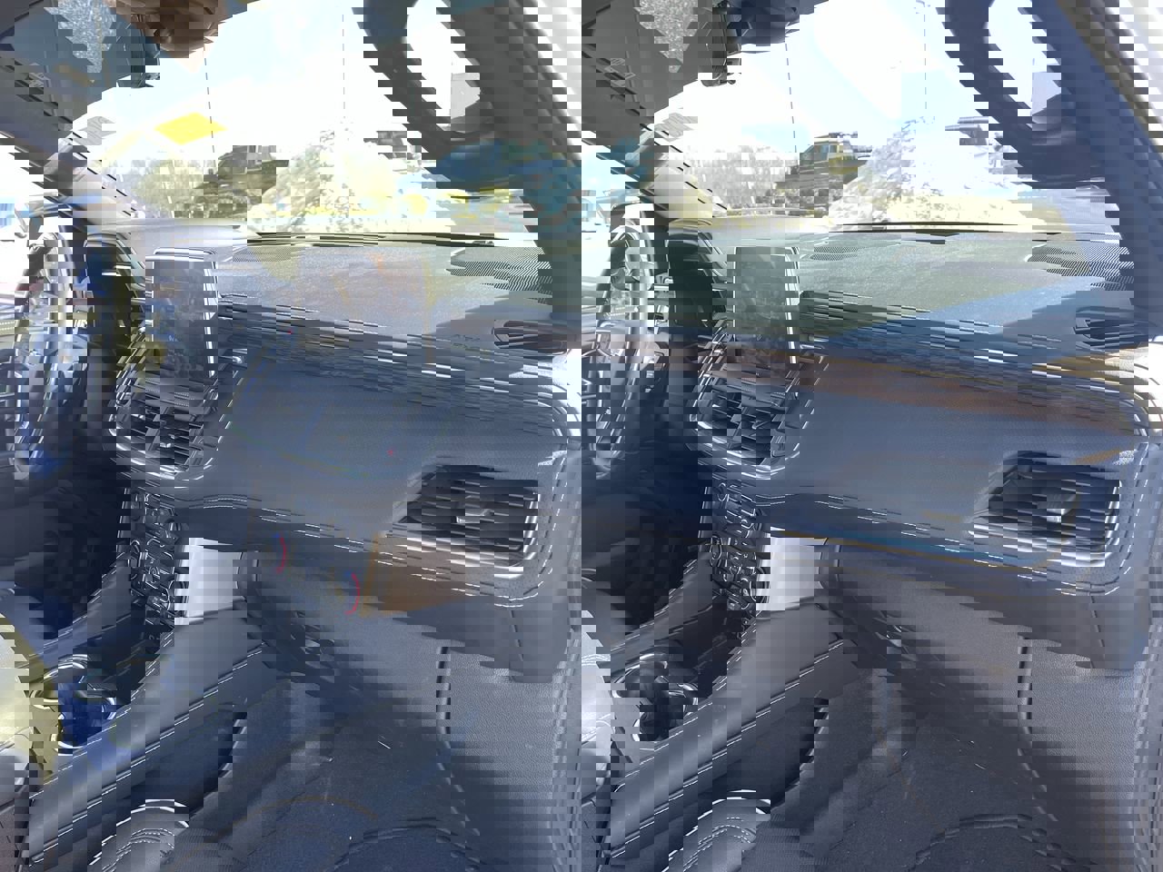 Certified 2023 Chevrolet Tahoe Premier w/ Advanced Technology Package image 29