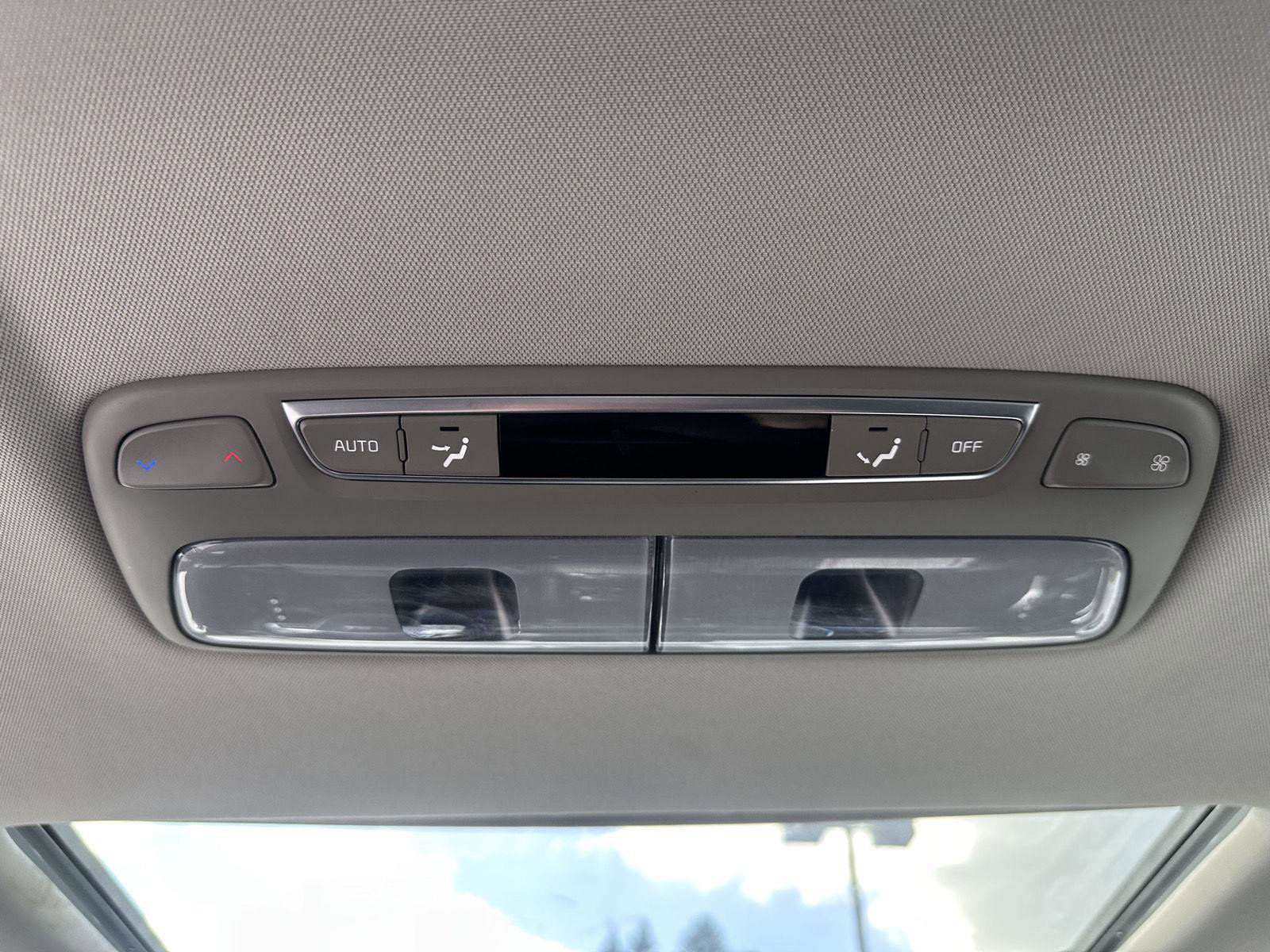 Used 2022 Kia Telluride SX image 18